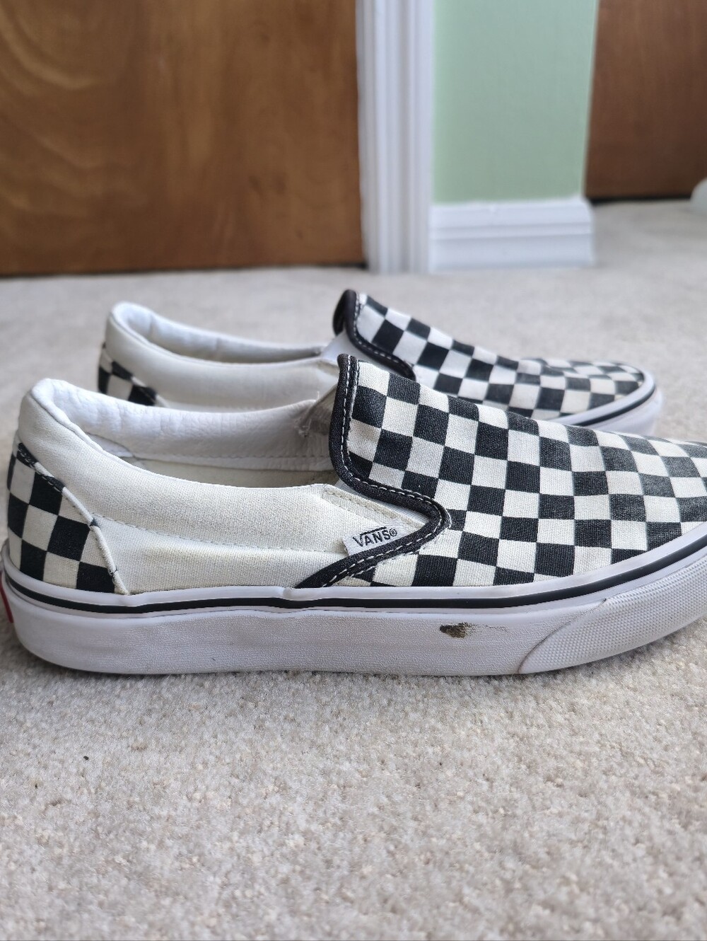 VANS Checkerboard Women's Size 9 Men's Sz 7.5 Slip-On Skate Shoe White Black - Picture 7 of 9
